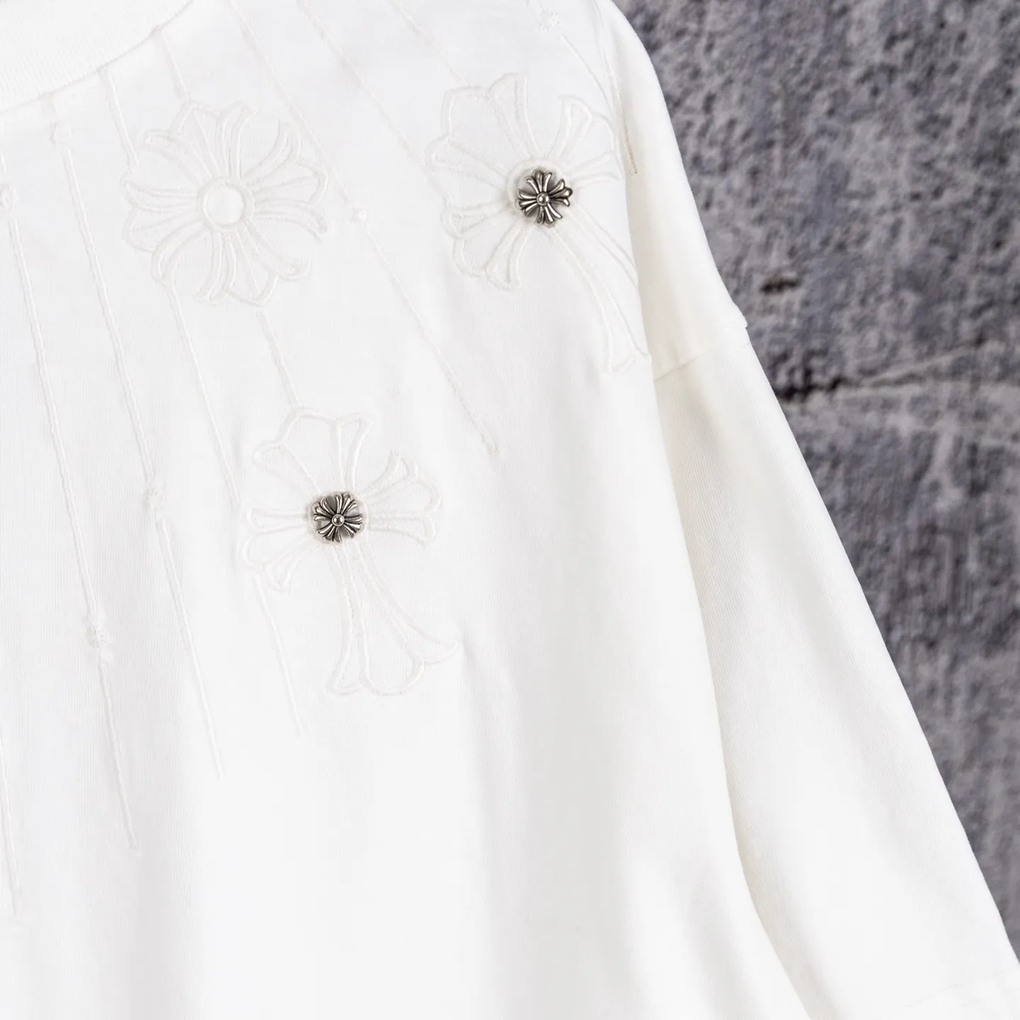 105 Chrome hearts CH 26ss T ， Color Change！（Black White Light Blue） ！ ， ， ， ， 。 Breathable， ， Same Style 。 ， ， 、 、 。 Authentic ， ， ， Versatile ， 、 Retro ！ ：Black White Size：S—XL